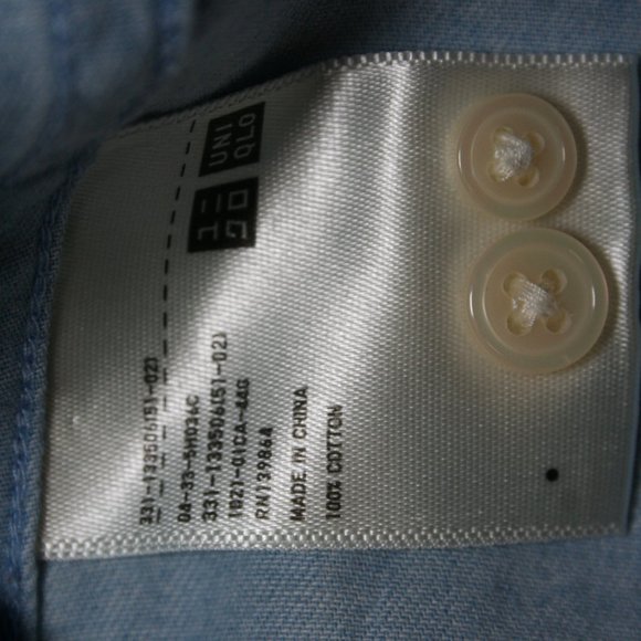 XL Uniqlo Cotton Chambray Button Down Shirt - Picture 8 of 8